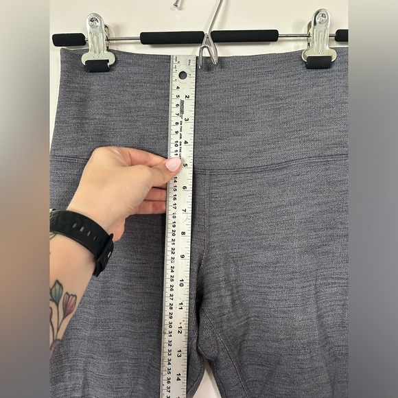 Lululemon Align Pant II 25" Mini Heathered Herringbone Black and White - Picture 7 of 11